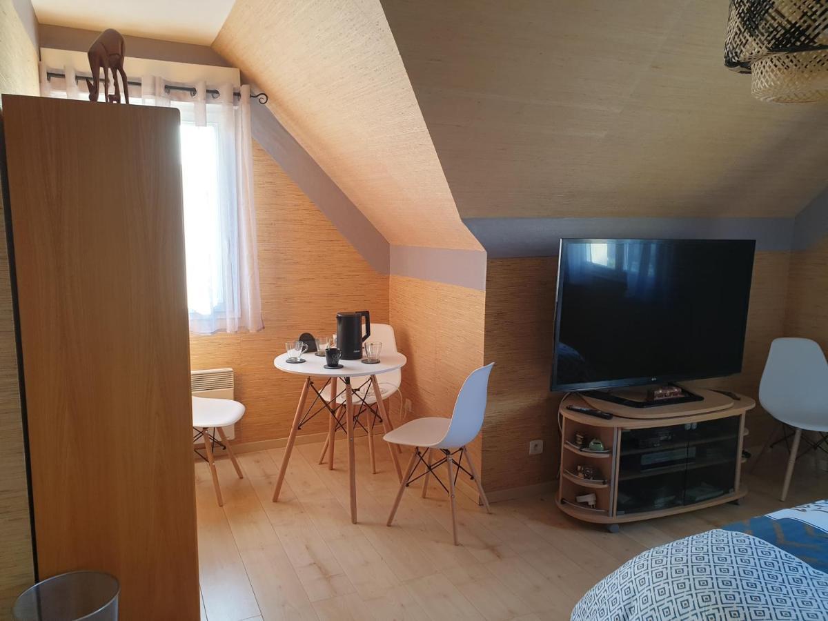 Les Pressoirs Apartment Nogent-l'Abbesse Exterior photo