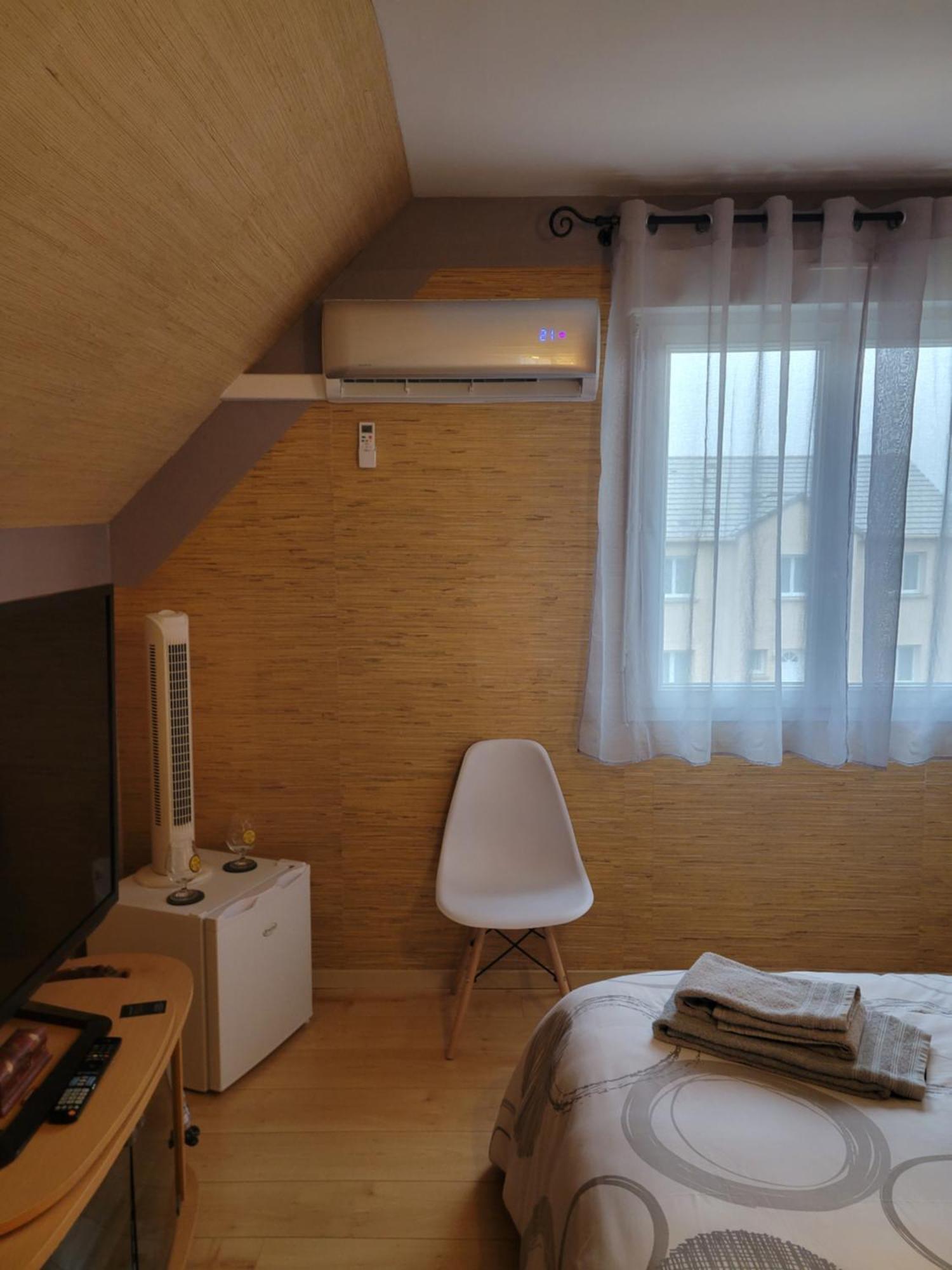 Les Pressoirs Apartment Nogent-l'Abbesse Exterior photo